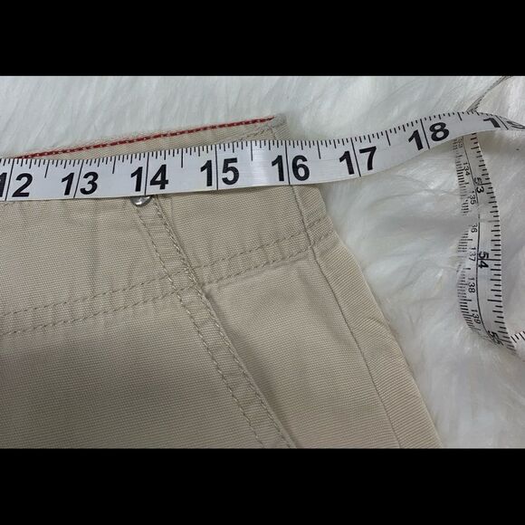 Tommy Hilfiger Women's Khaki Shorts Size 10 - Picture 5 of 7